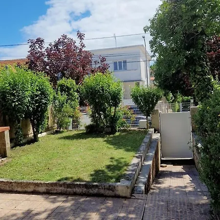 Holiday home Escapade A - A 5min De La Gare Jardin