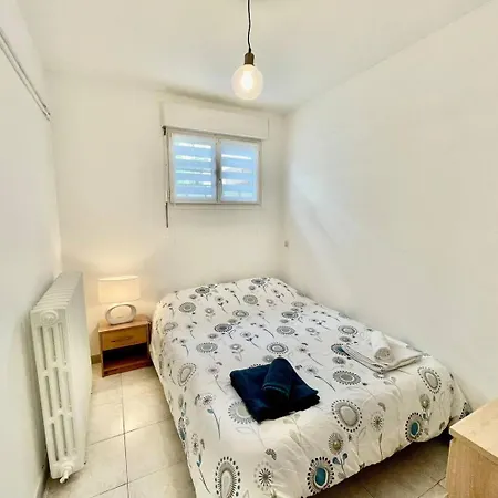 Escapade A - A 5min De La Gare Jardin Ferienhaus *